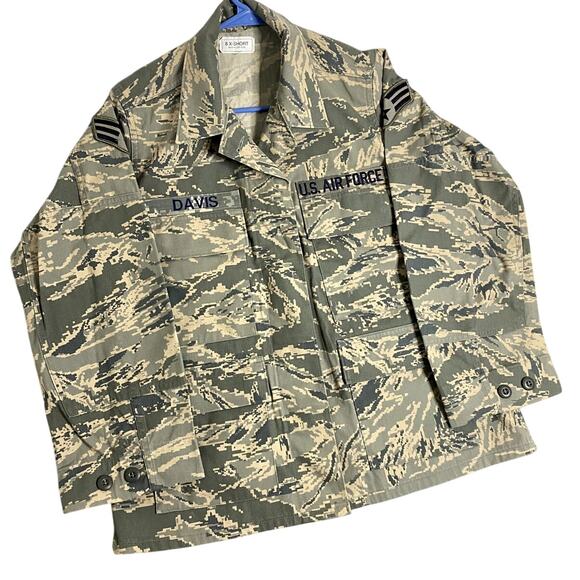 Air Force Jackets & Blazers - U.S. Air Force Utility Coat Womens 8 X-Short Stripe Camo Patches Airman Outdoors